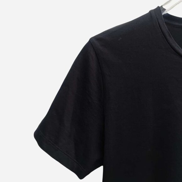 DM0039 Prada Black Short-Sleeve T-Shirt With Chest Pocket - Picture 3 of 8